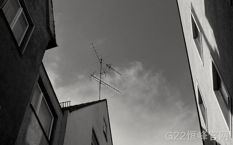 5G基站与边缘算力供电升级 G22恒峰官网SiC器件助力通信电源降损增效